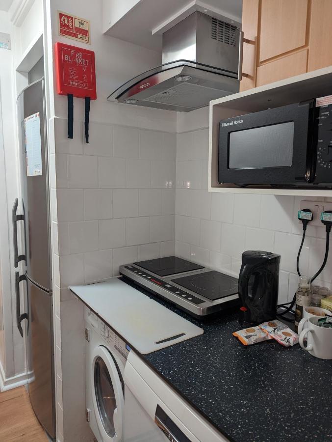 Beautiful Independent Apartment In London Uk Eksteriør bilde